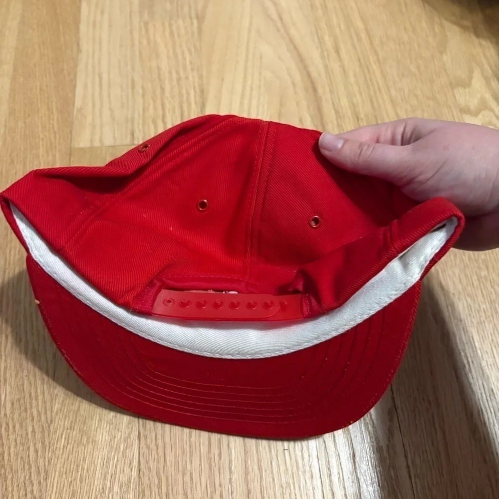 Vintage Case IH tractor 1980's Snapback trucker hat cap Louisville USA Red